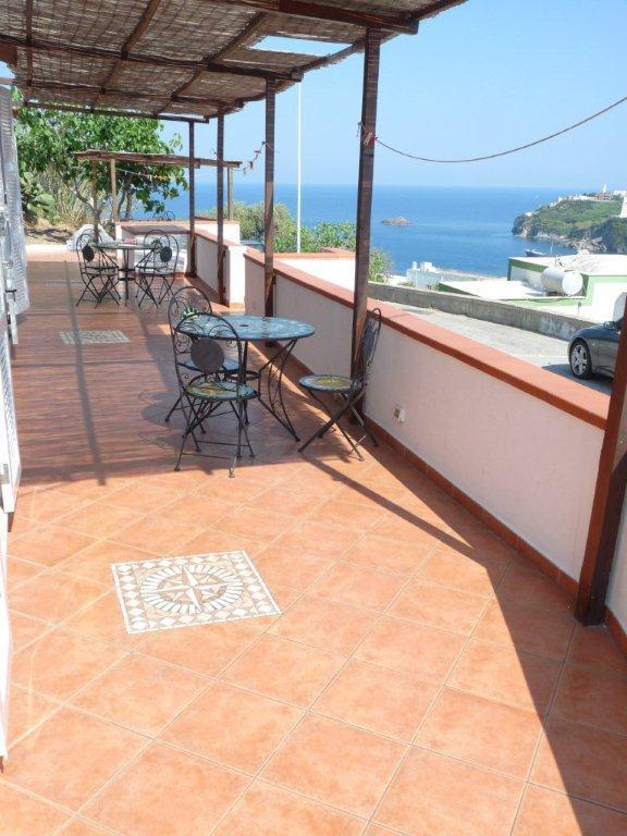 Agenzia Aprea Appartamenti Ponza Ruang foto