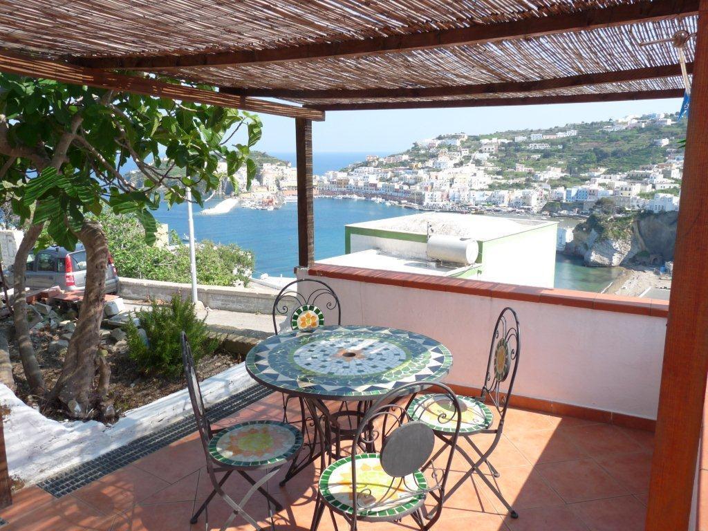 Agenzia Aprea Appartamenti Ponza Ruang foto